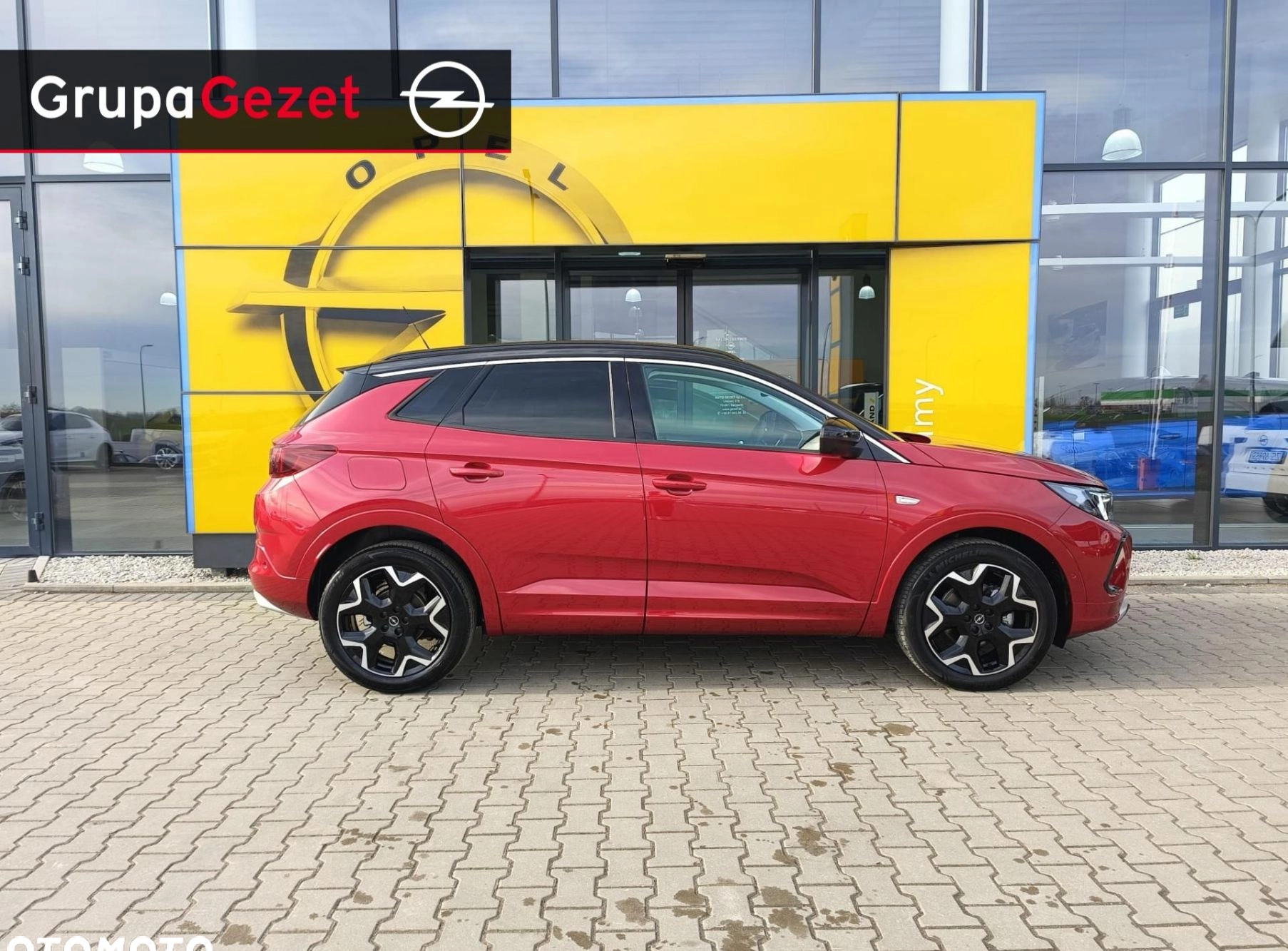 Opel Grandland cena 142990 przebieg: 5, rok produkcji 2024 z Jędrzejów małe 92